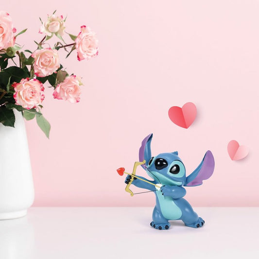 Stitch Valentines Moment (Disney Showcase)