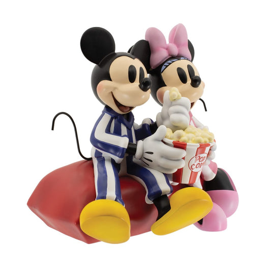 Mickey and Minnie Movie Night (Disney Showcase)