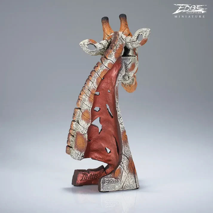 Giraffe Mini (Edge Sculpture by Matt Buckley)