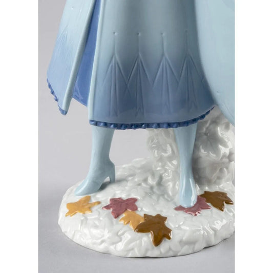 Elsa Figurine (Lladro Special Order)