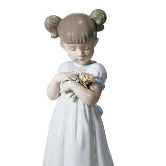 Flowers For Mommy Girl Figurine (Lladro Special Order)