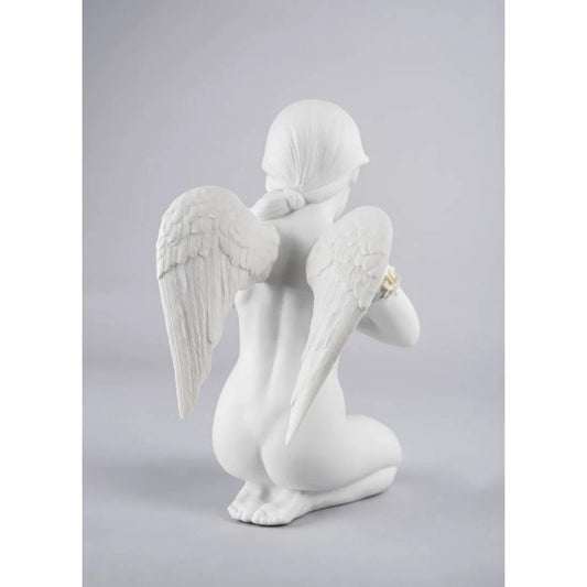 Heavenly Heart Angel Figurine (Lladro Special Order)