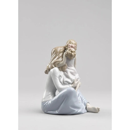 Mommy's Little Girl Mother Figurine (Lladro Special Order)