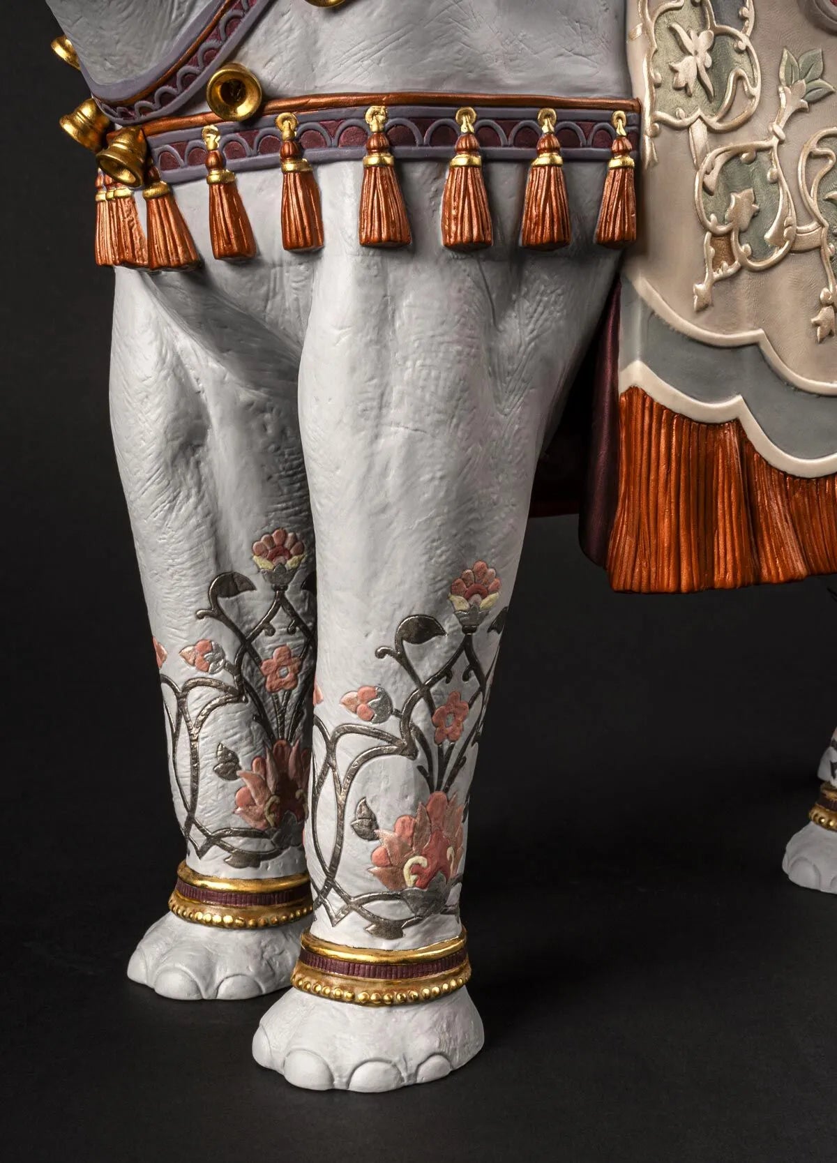 Oriens Elephant Sculpture. Limited Edition 500 Pieces (Lladro Special Order)