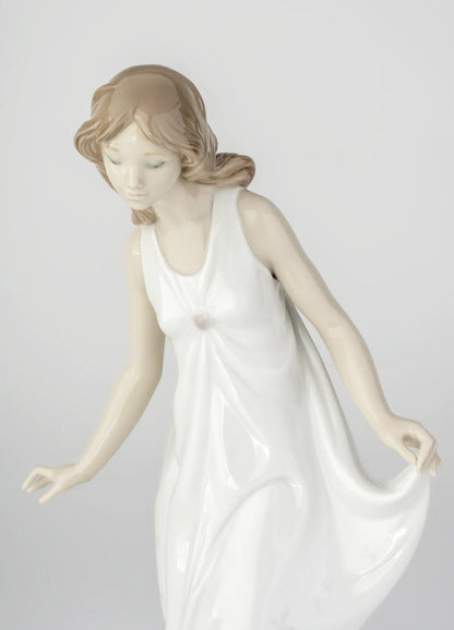 Wonderful Mother (Lladro Special Order)