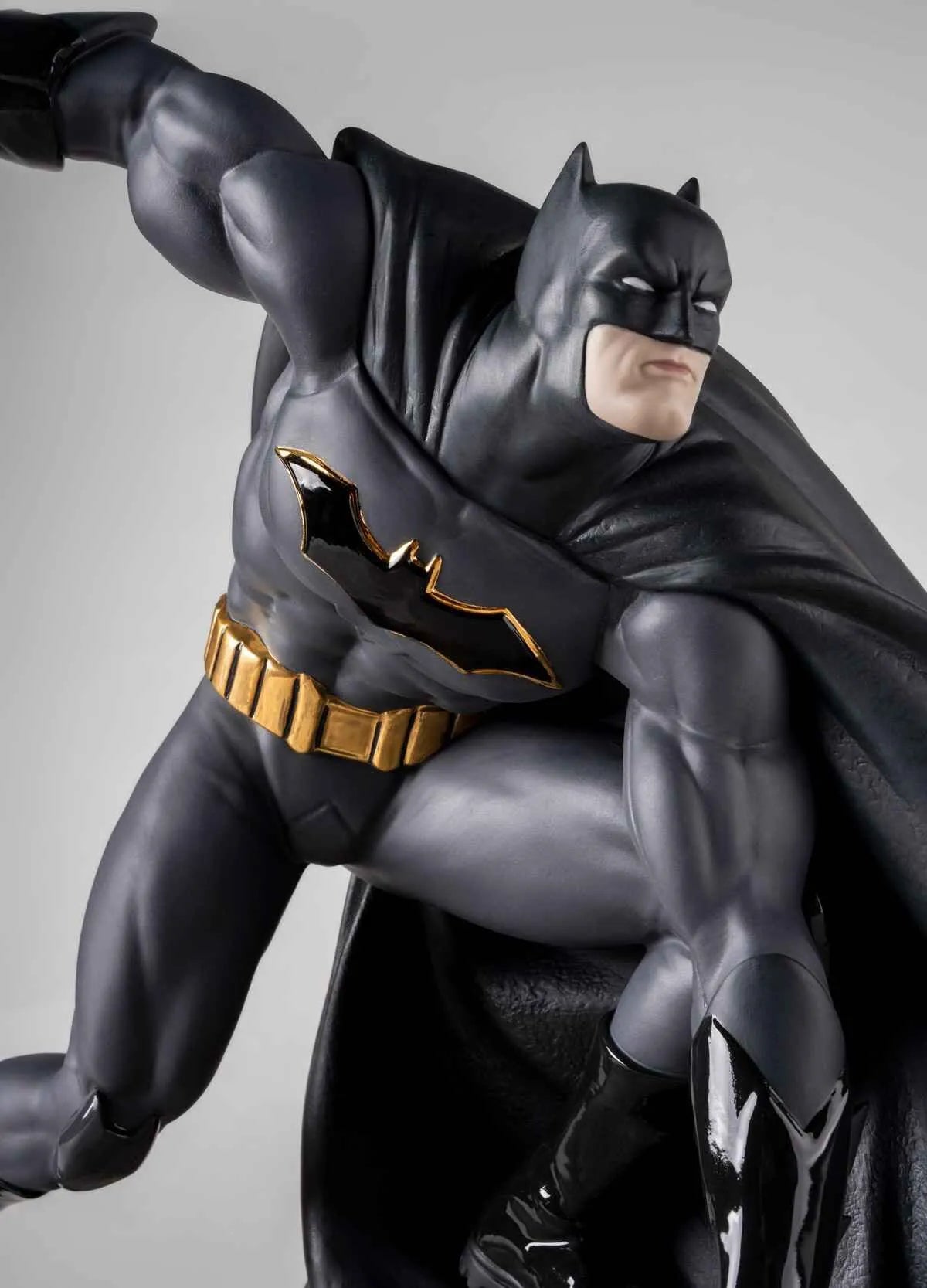 Batman Sculpture. Limited Edition 500 Pieces (Lladro Special Order)