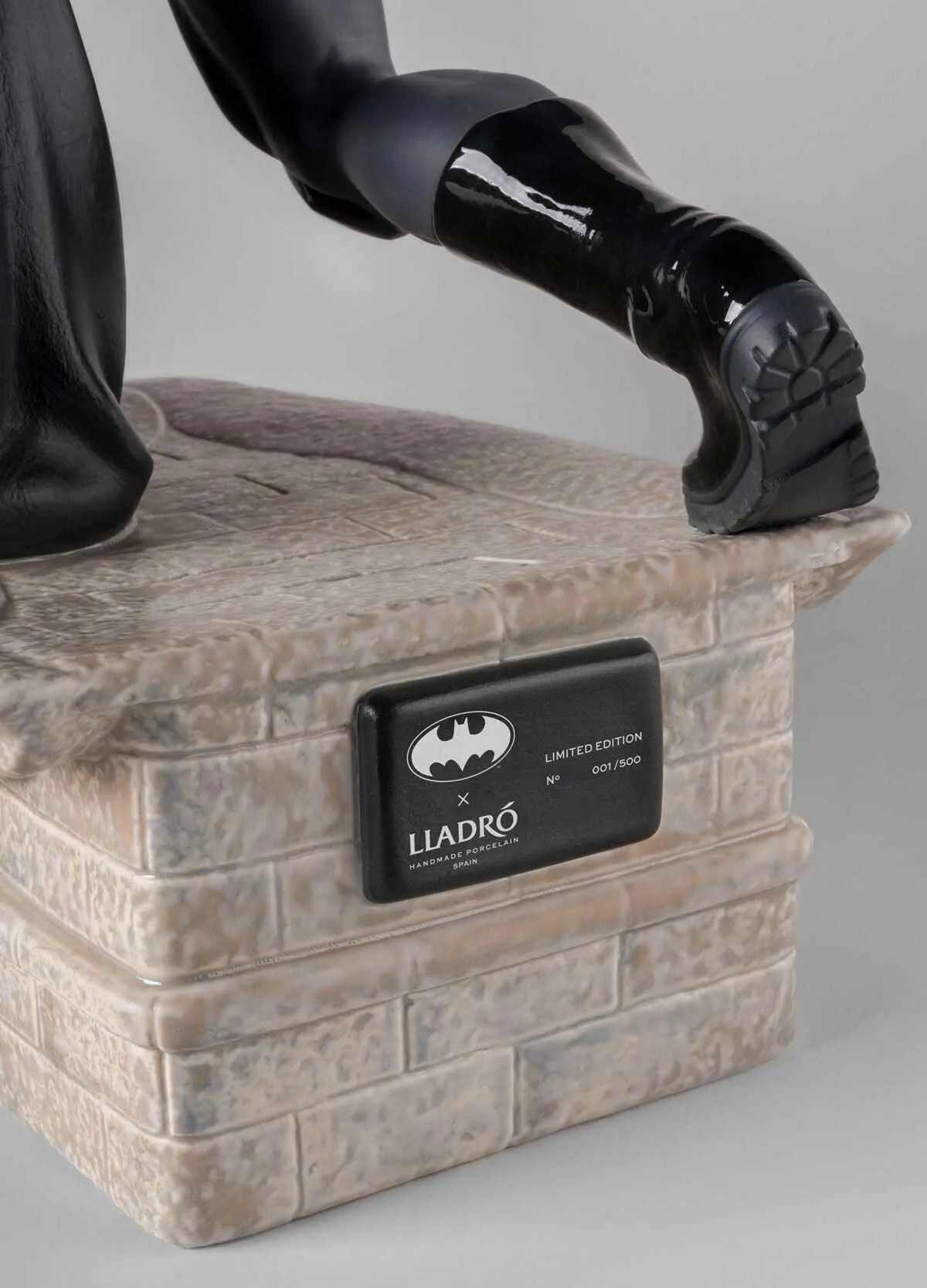 Batman Sculpture. Limited Edition 500 Pieces (Lladro Special Order)
