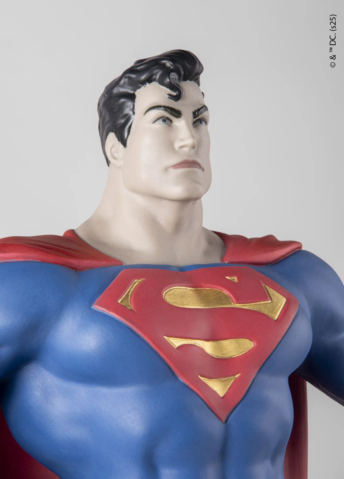 Superman Sculpture. Limited Edition 500 pieces (Lladro Special Order)