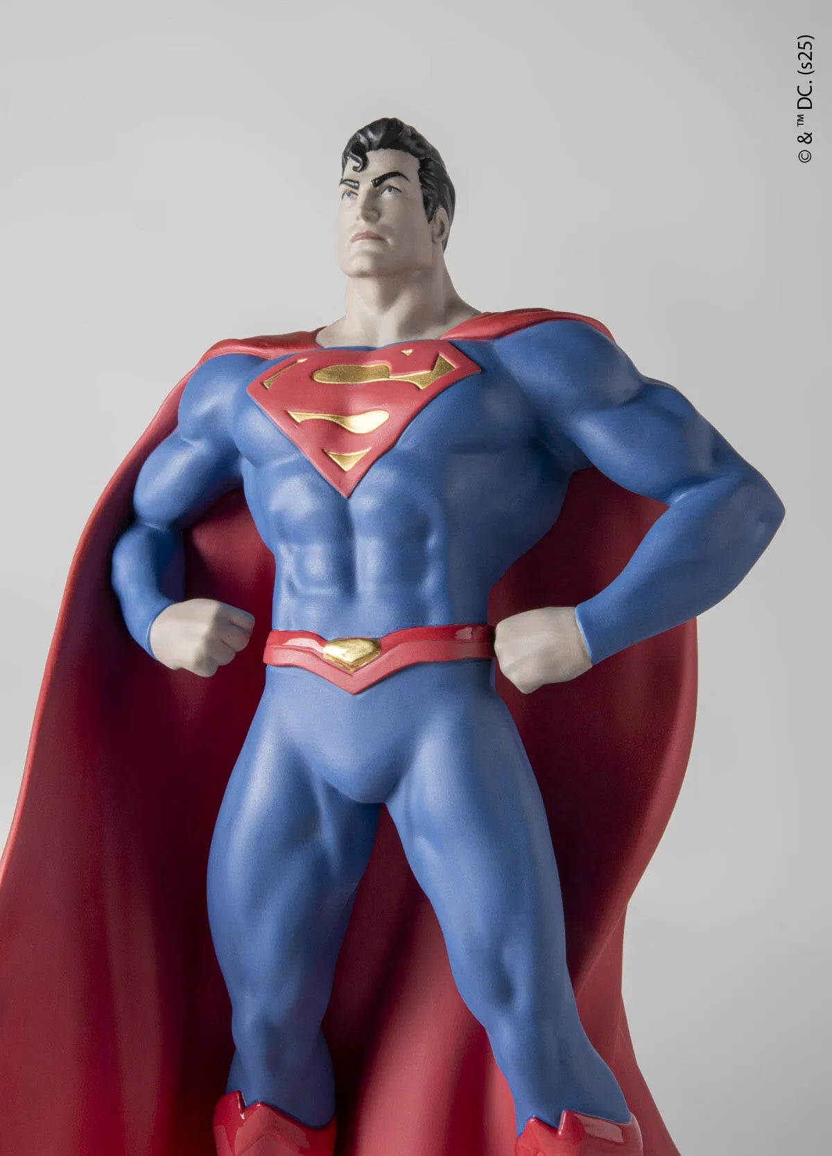 Superman Sculpture. Limited Edition 500 pieces (Lladro Special Order)