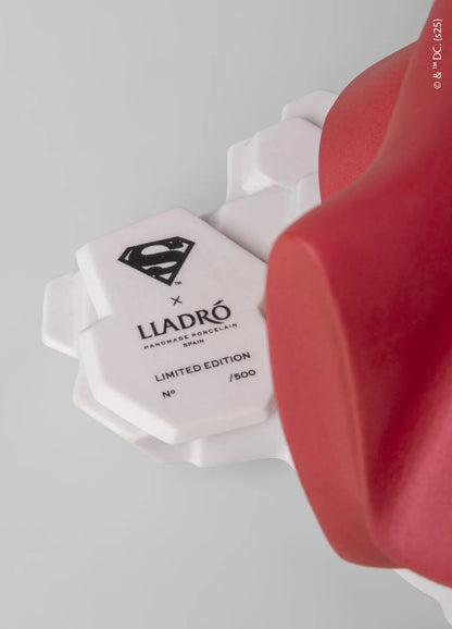 Superman Sculpture. Limited Edition 500 pieces (Lladro Special Order)