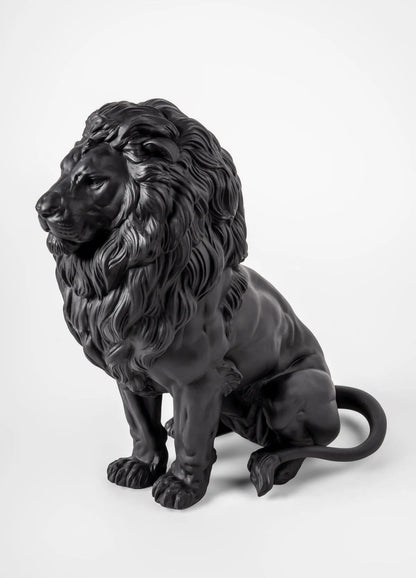 Majestic Lion Sculpture (Lladro Special Order)