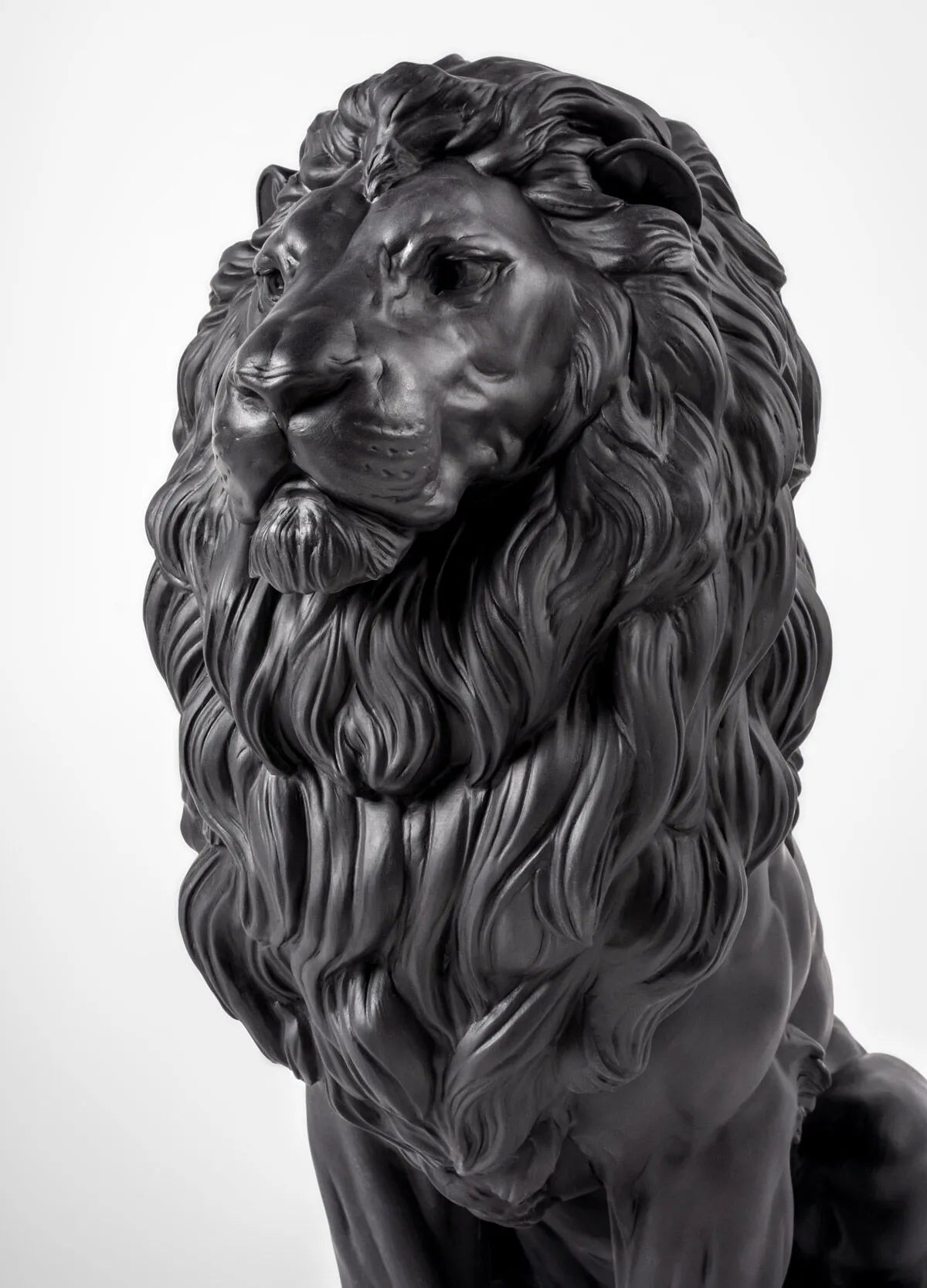Majestic Lion Sculpture (Lladro Special Order)