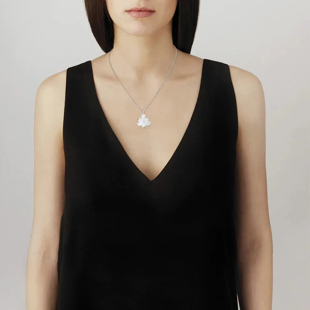 Fleur De Neige Pendan - Clear Crystal (Lalique)