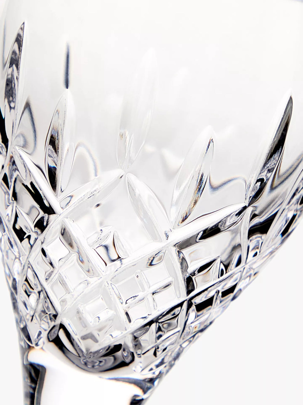 Ashmere Wine Goblet (Set of 2) (Royal Doulton Crystal)