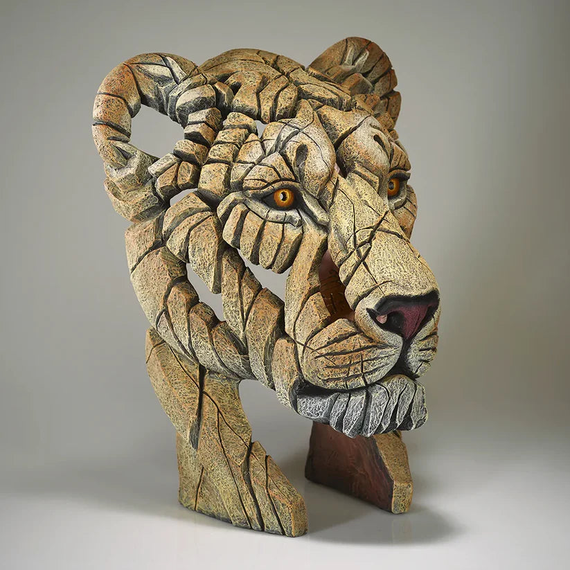 Yuna The Lioness Sculpture (Edge Sculpture by Matt Buckley)
