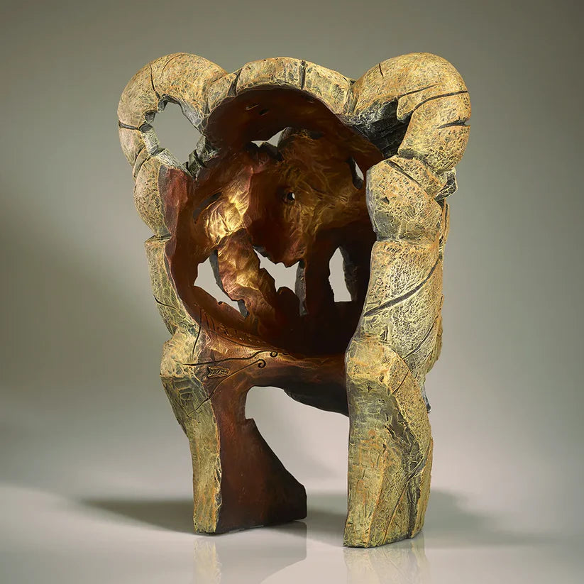 Yuna The Lioness Sculpture (Edge Sculpture by Matt Buckley)