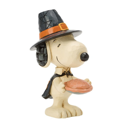 Snoopy with Pumpkin Pie (Snoopy)