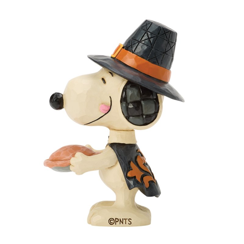 Snoopy with Pumpkin Pie (Snoopy)