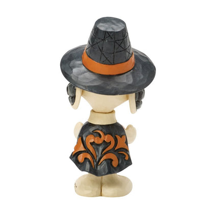 Snoopy with Pumpkin Pie (Snoopy)