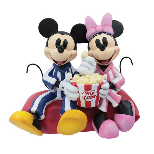 Mickey and Minnie Movie Night (Disney Showcase)