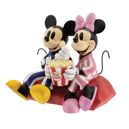 Mickey and Minnie Movie Night (Disney Showcase)