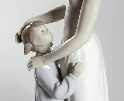 Someone To Look Up To (Lladro Special Order)