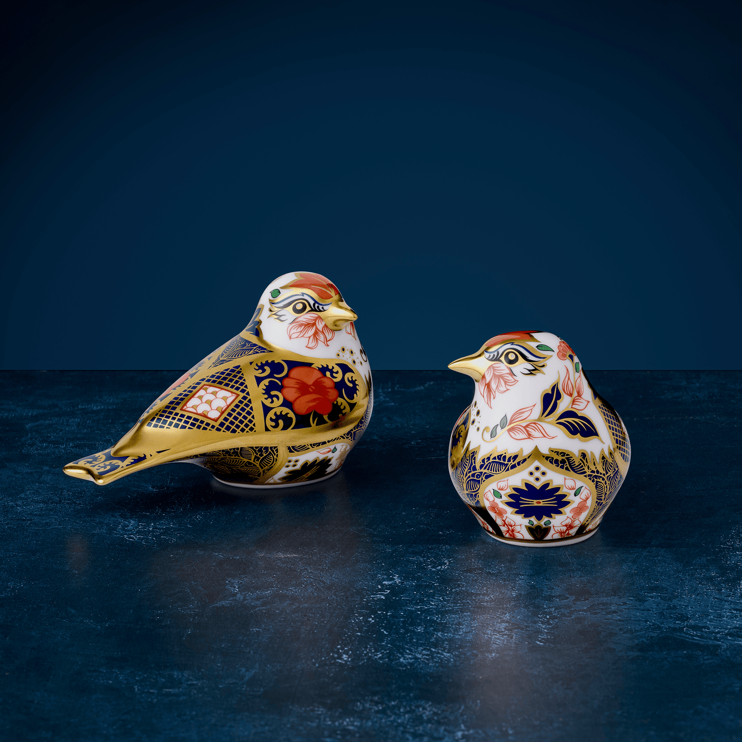 Old Imari Solid Gold Band - Goldfinch (Royal Crown Derby) - Gallery Gifts Online 