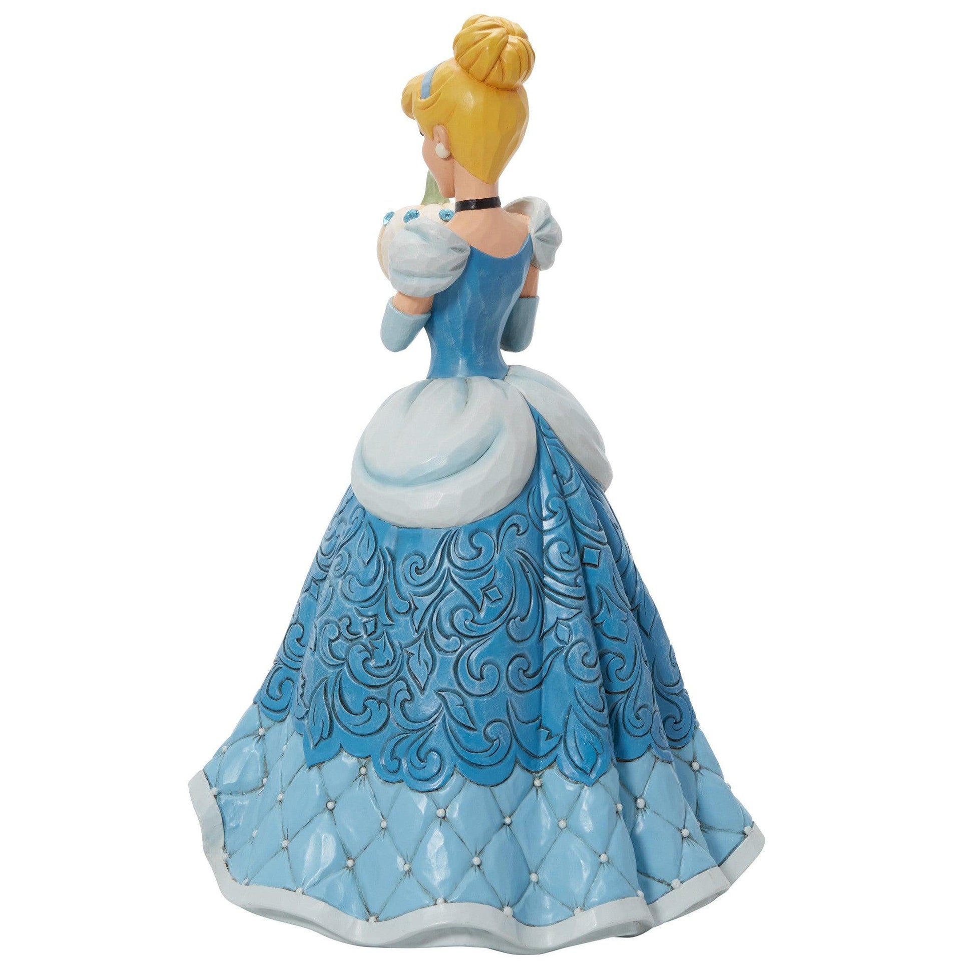Cinderella Deluxe Figurine - Gallery Gifts Online 